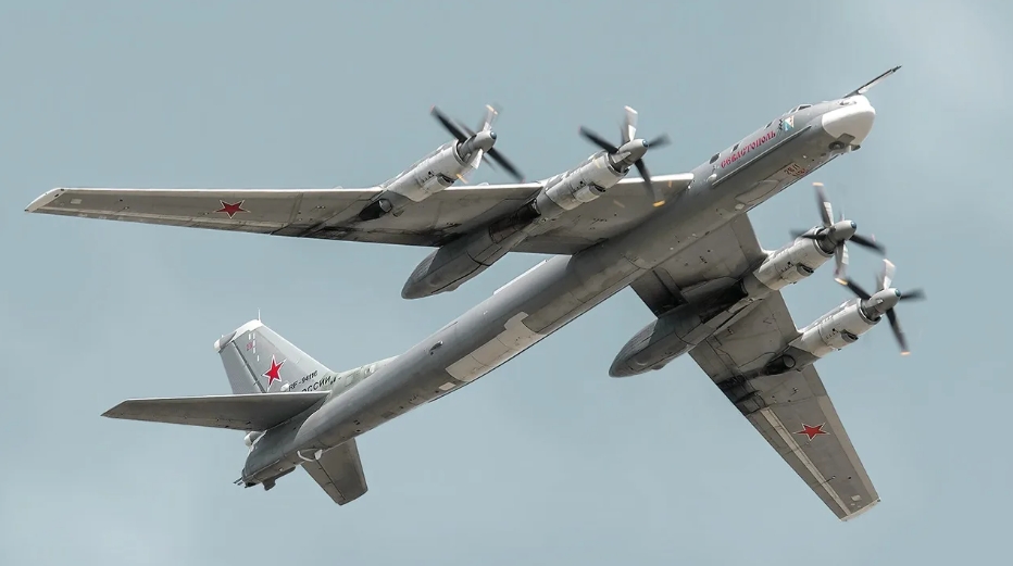 Sohu: Путин перед визитом в КНР обескуражил США полетами Ту-95 у Аляски
